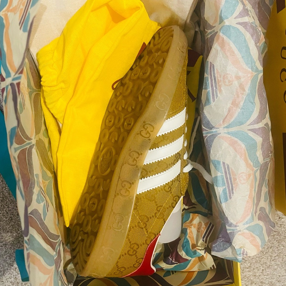 Gucci x Adidas sneakers - Picture 2 of 7